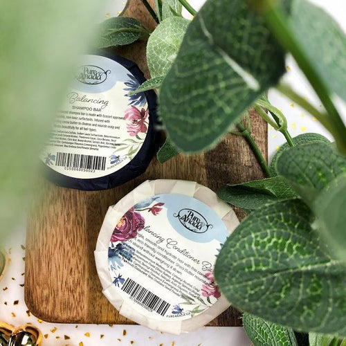 UNE REVUE DES BARRES DE SHAMPOING ET DE REVITALISANT DE PURE ANADA - racontée par Kirstie