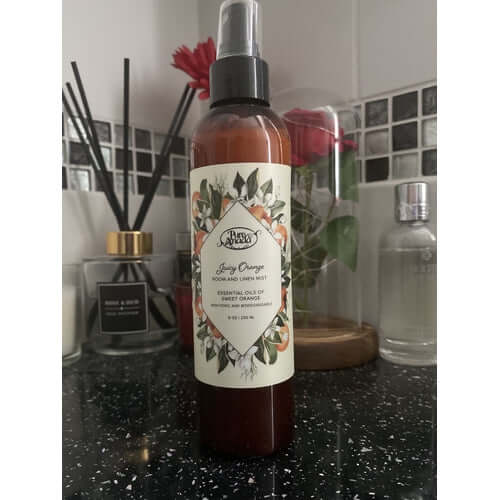 Mgiełki do pomieszczeń z Pure Anada w Live in the Light — Sarah Trademark