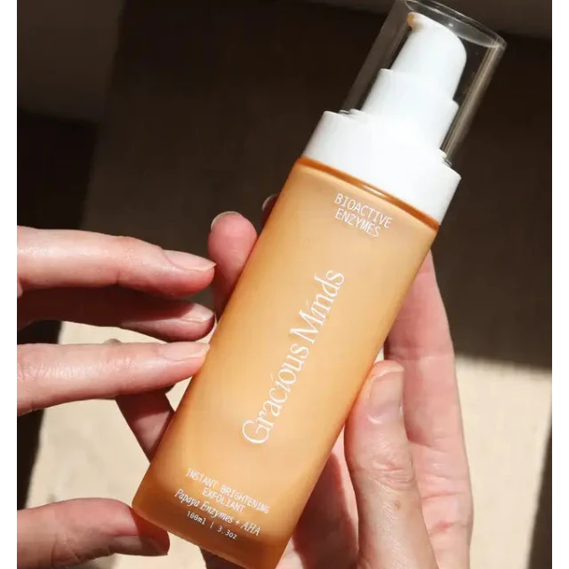 Bioactive Enzymes Instant Brightening Exfoliant