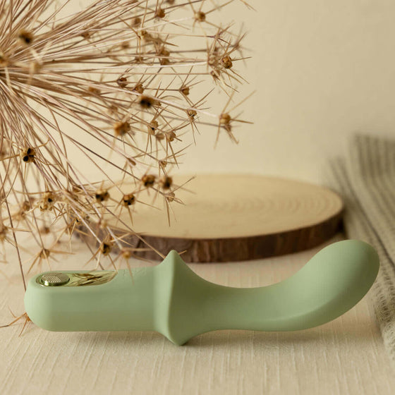 Damson | Compact & Ergonomic Vibrating G-Spot Dildo-Live in the Light Naturally Ltd