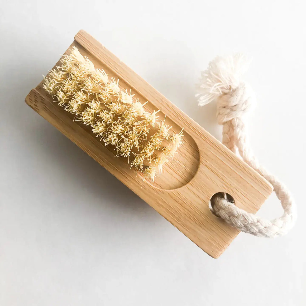 Double Sided Bamboo Nail Brush - Smile Boutiques