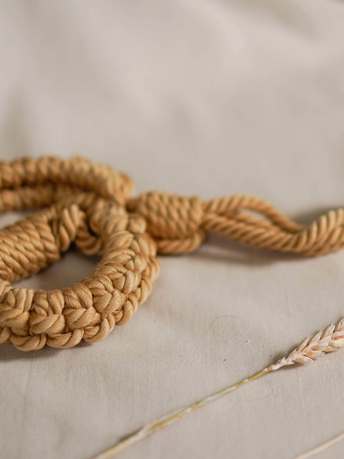 Kanuka | Handcuffs | Soft Handcuffs with Control Cord