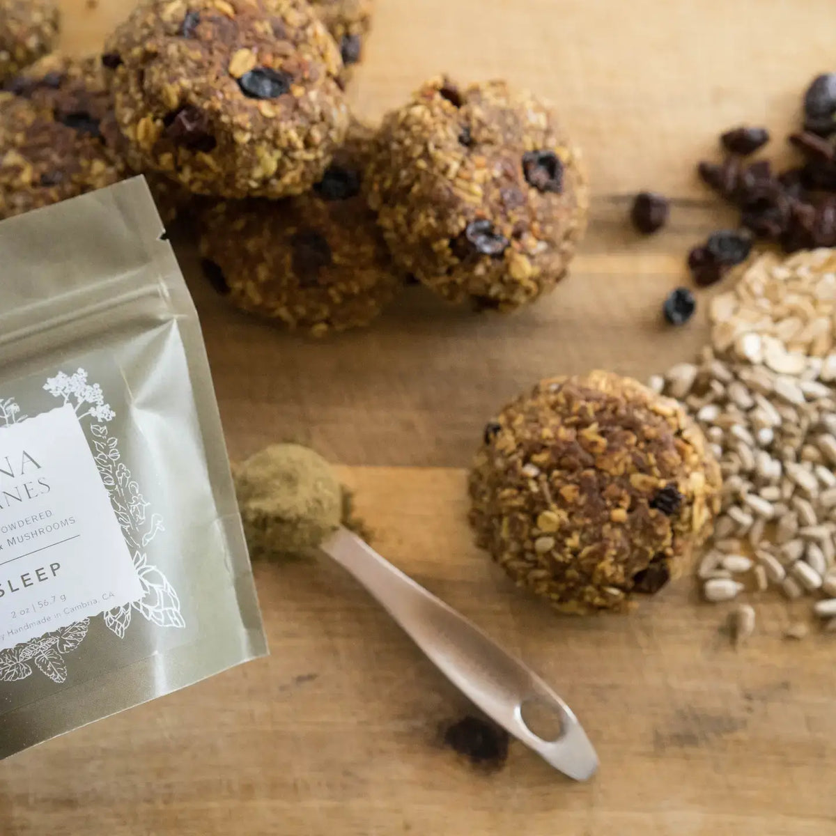Sleep Plant & Mushroom Powder For A Better Night's Rest