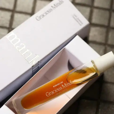 Womankind Organic Essence - Gracious Minds