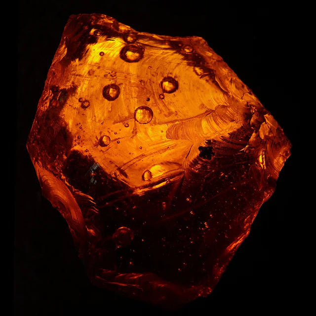 Ambers Aura Natural Perfume Oil - Gracious Minds