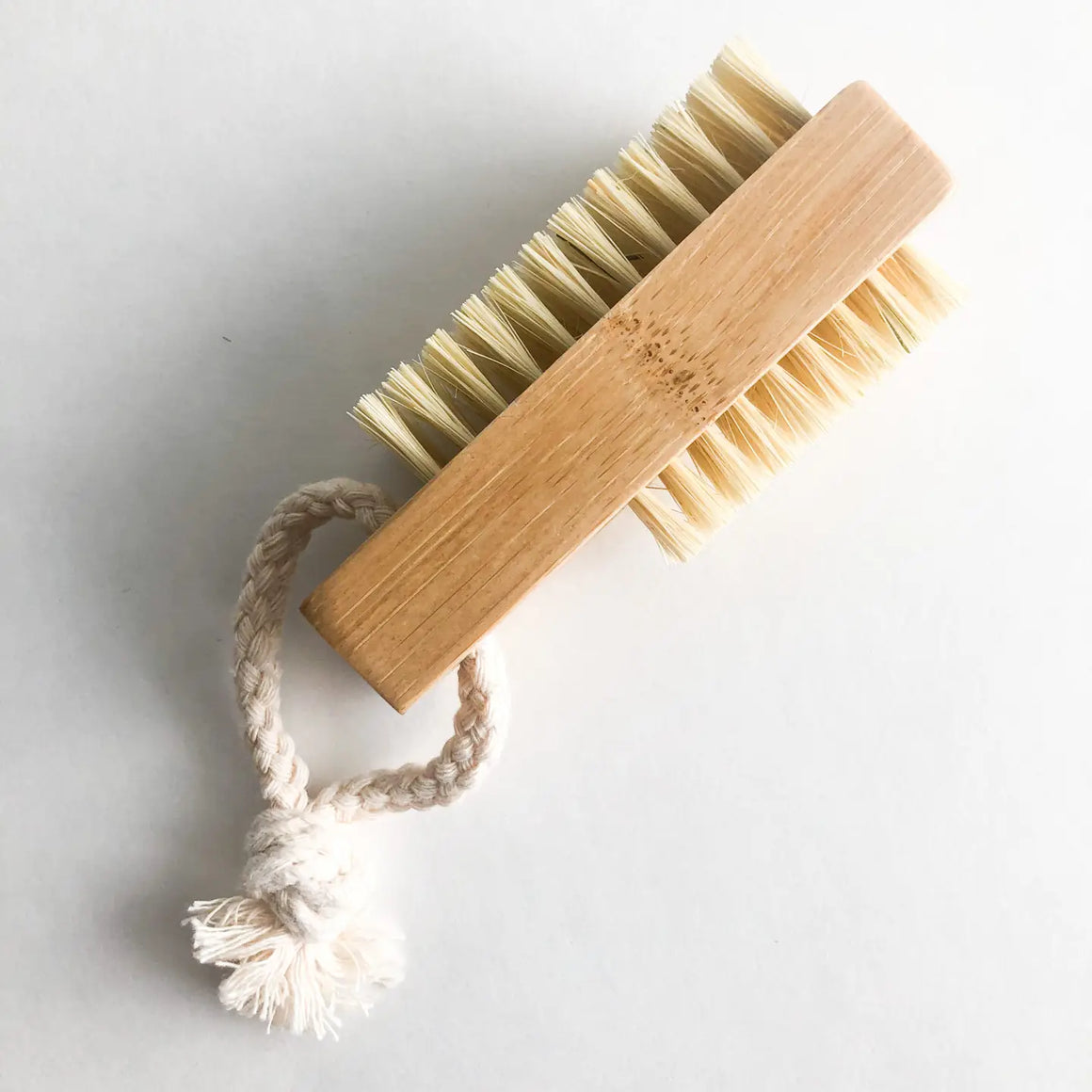 Double Sided Bamboo Nail Brush - Smile Boutiques