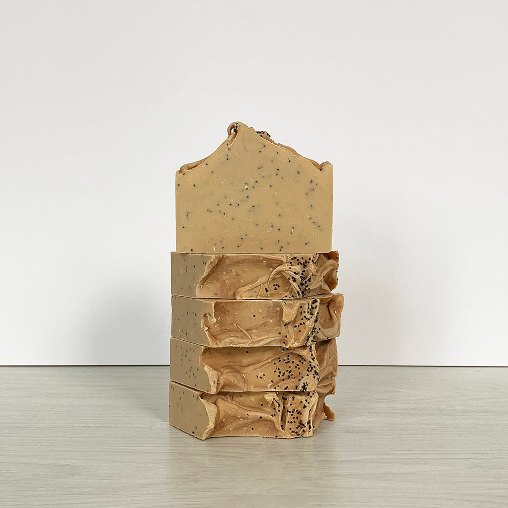 SOAP SAVER POUF & HANDMADE SOAP SET-Live in the Light Naturally Ltd